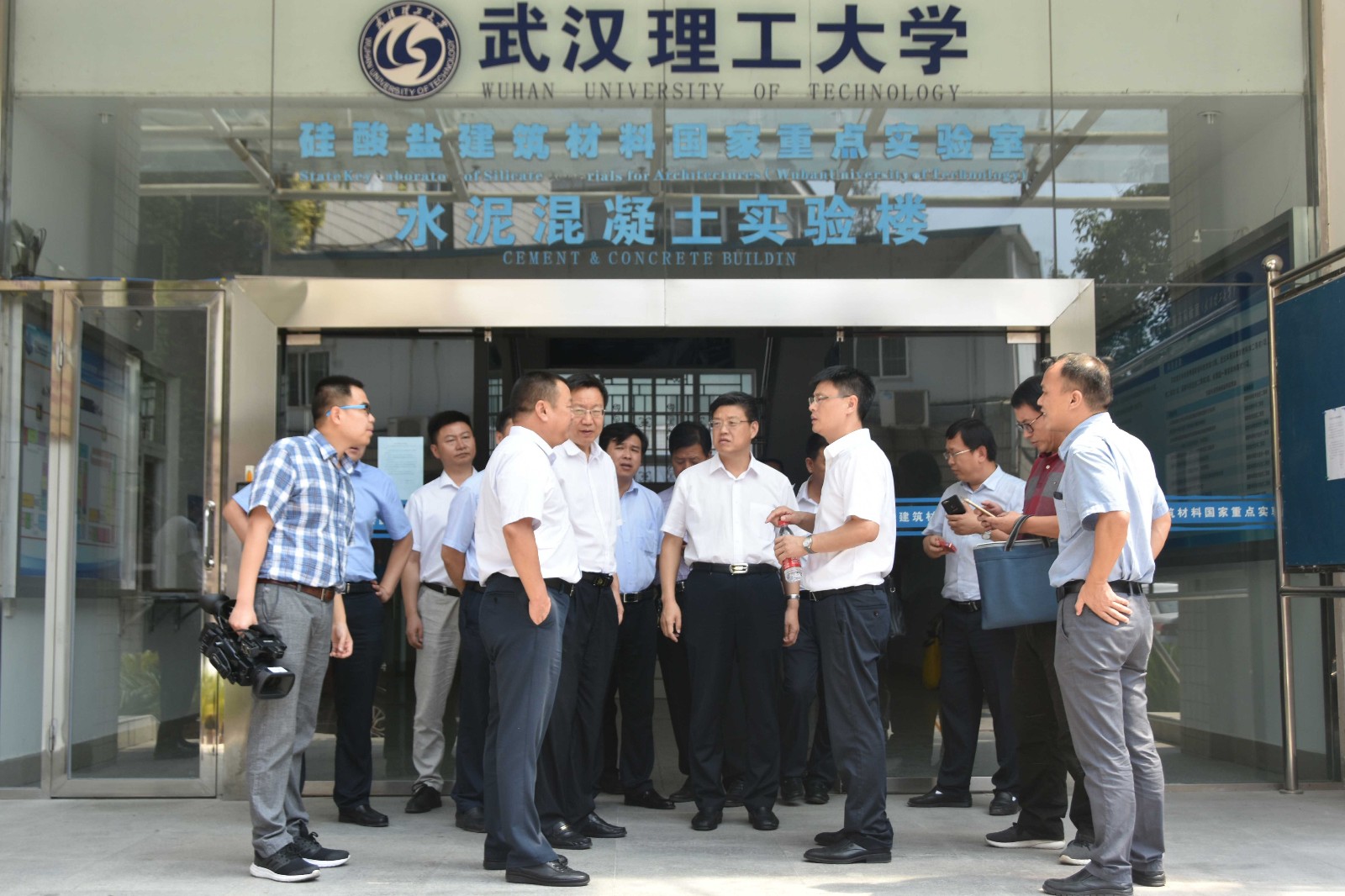 1533537018715337.jpg 1533537018715337.jpg